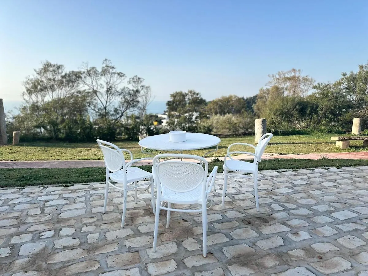 L'Atelier Hedi Turki, Breakfast & Pool Sidi Bou Said Apartment Tunis 0*,  Tunisia